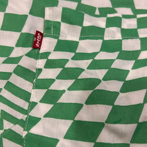 Green and white checkered pattern, Levi’s shirt - Picture 3 of 5